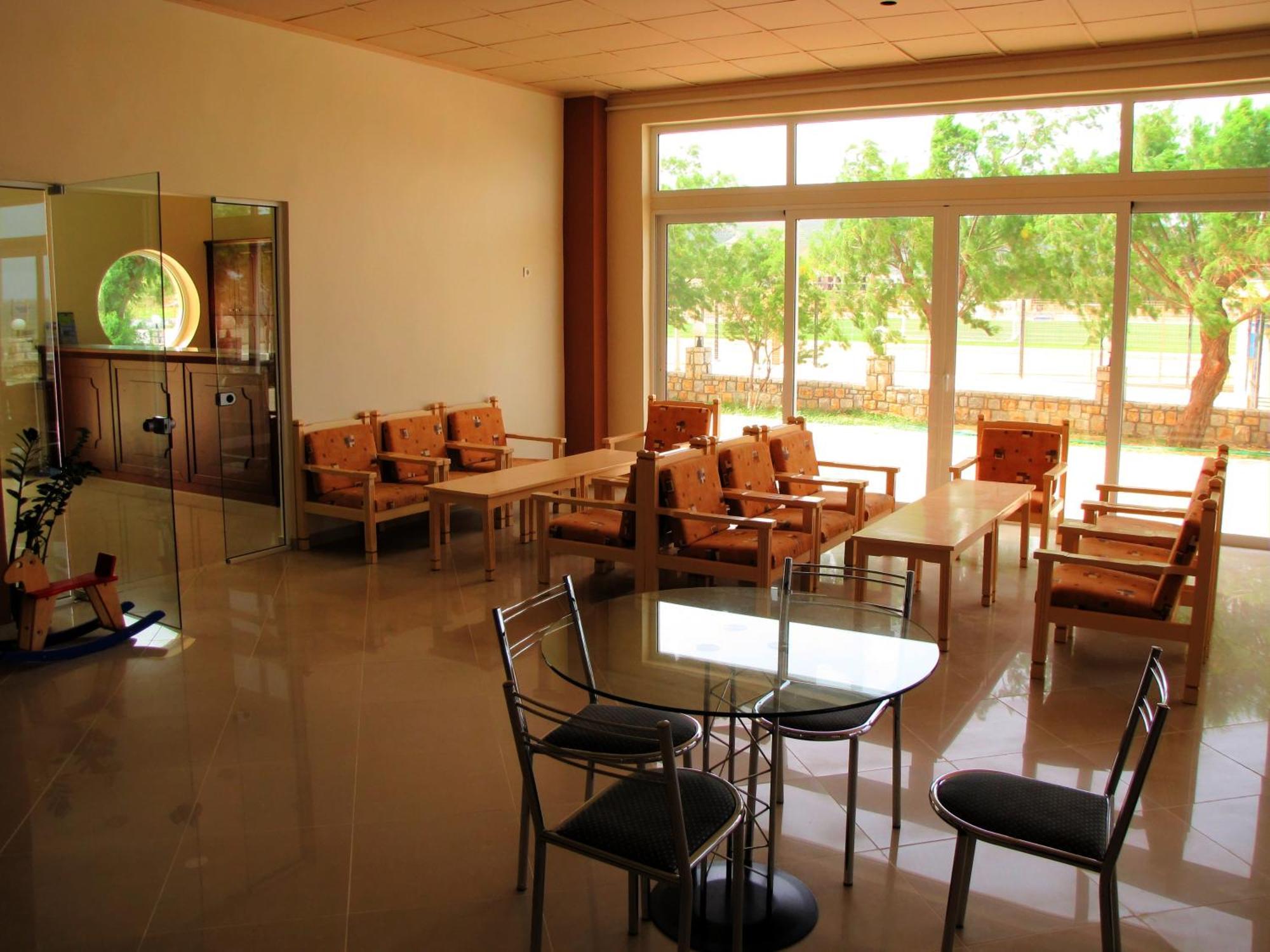 Galini Beach Hotel Kissamos Exterior photo