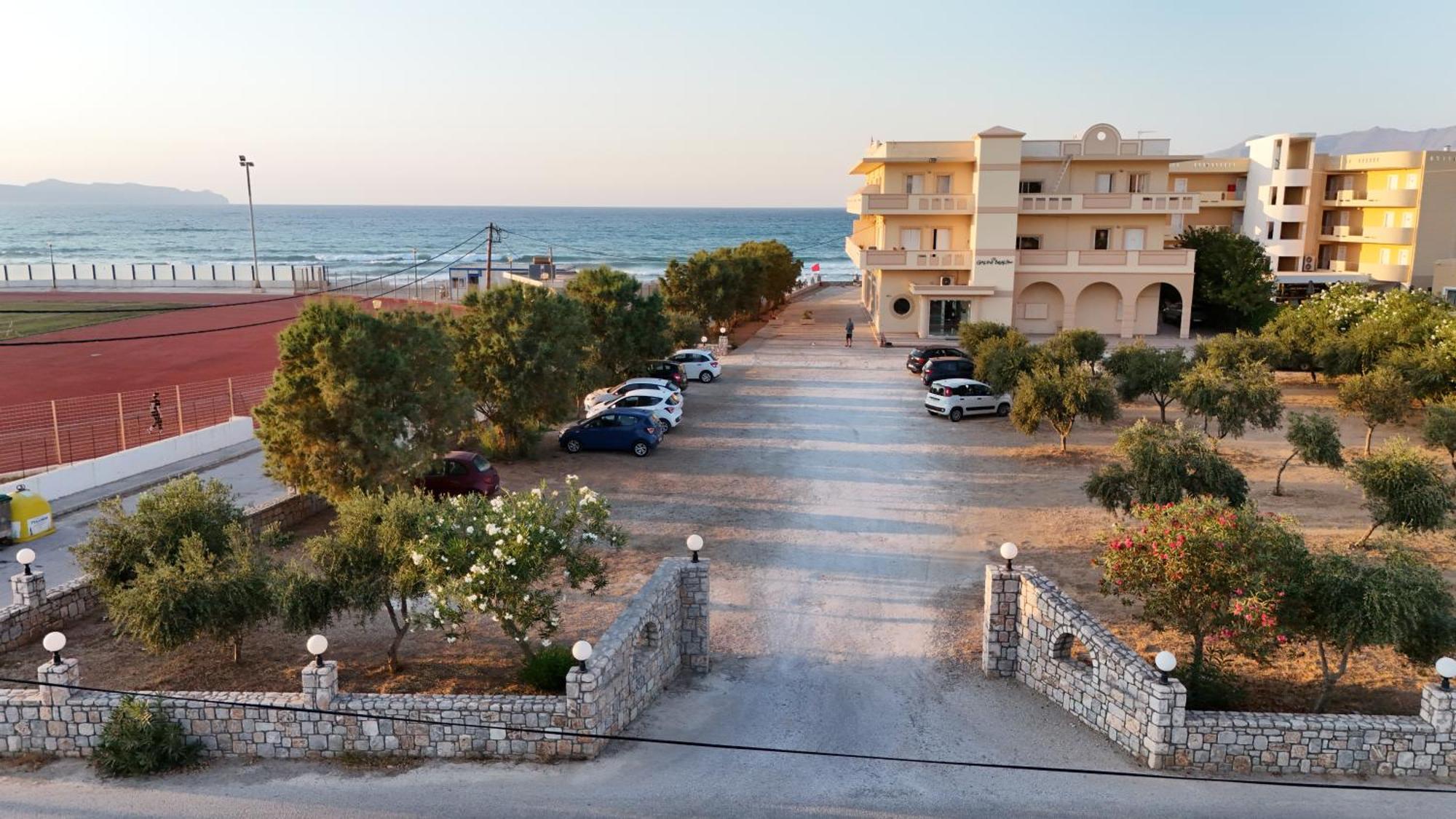 Galini Beach Hotel Kissamos Exterior photo